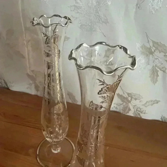 Silver City Flanders Pattern Poppy Scalloped Edge Bud Vases - set of 2 - Picture 5 of 5